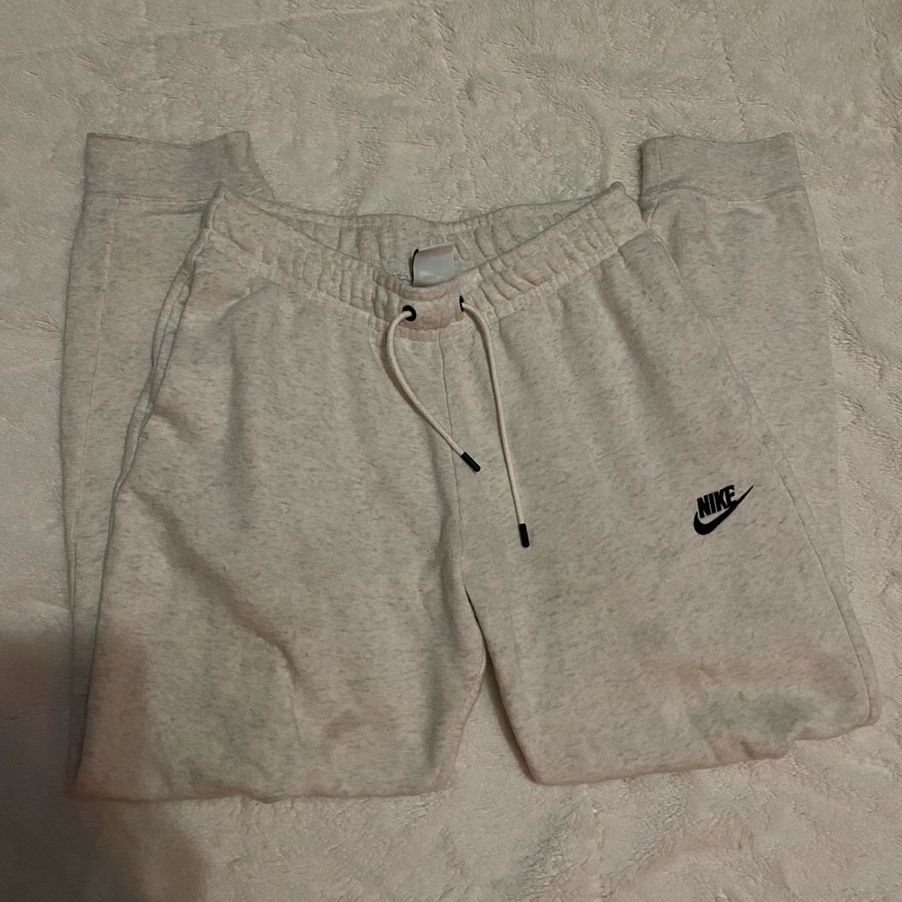 ❗️SOLD❗️Nike Joggers